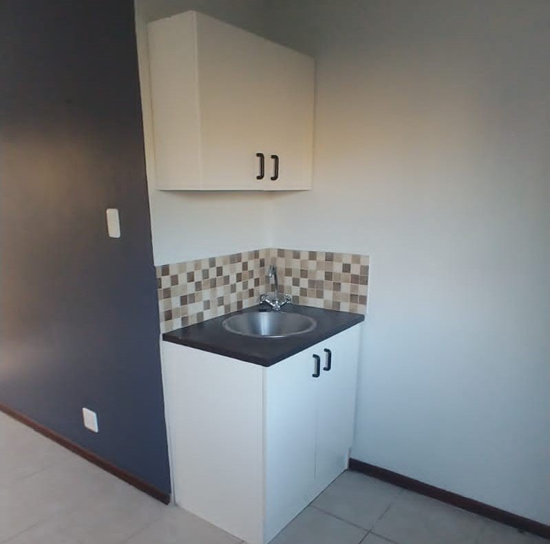 4 Bedroom Property for Sale in Wavecrest Eastern Cape
